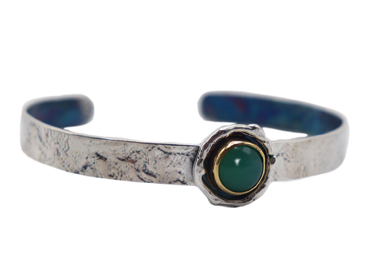 MICHELENE BERKEY - STERLING SILVER BRACELET CHRYSOPRASE SET IN 22K G STERLING BRACELET - STERLING & GEMSTONE