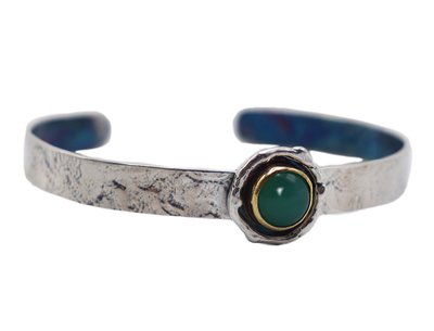 MICHELENE BERKEY - STERLING SILVER BRACELET CHRYSOPRASE SET IN 22K G STERLING BRACELET - STERLING & GEMSTONE