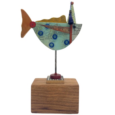 BRIDGET HOFF - FISH SCULPTURE W/ DARK BLUE BUTTONS - MIXED MEDIA - 4.5 X 11 X 2.5