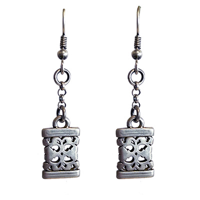 JANET SEWARD - MOROCCAN SMALL STERLING SILVER EARRINGS - SILVER