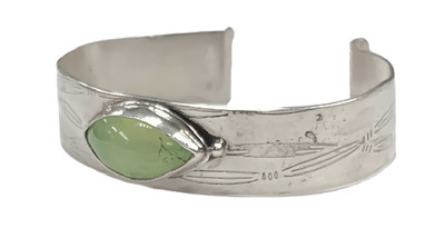 MONIQUE SELWITZ -  PREHNITE & ETCHED SILVER CUFF - STERLING & GEMSTONE