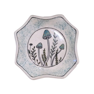 MAGIE SMITH-FLEISHER - BLUE MUSHROOM TRAY - CERAMIC - 4.5 X 4.5