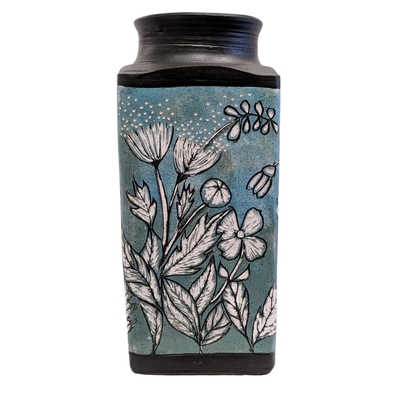 MAGIE SMITH-FLEISHER - BLUE SGRAFFITO FLOWER VASE - CERAMIC - 5.25 X 12.5 X 5.25