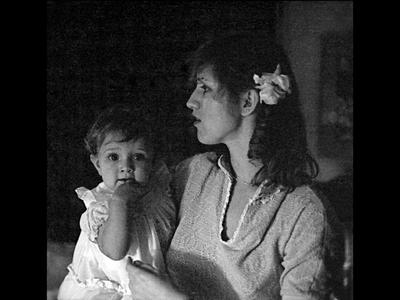ROGER BENNETT - MOTHER AND CHILD - PHOTOGRAPHY - 14 X 11